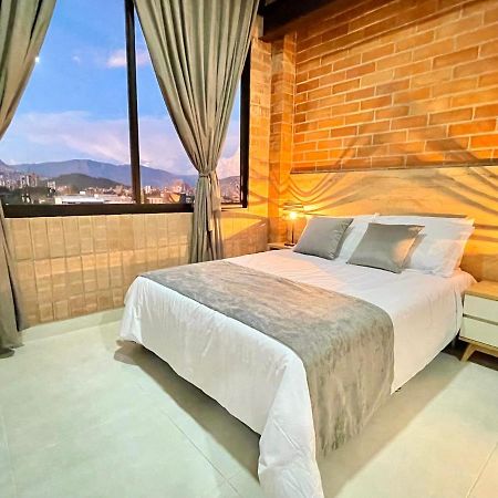 Apartamento En Laurels Medellín Exteriör bild