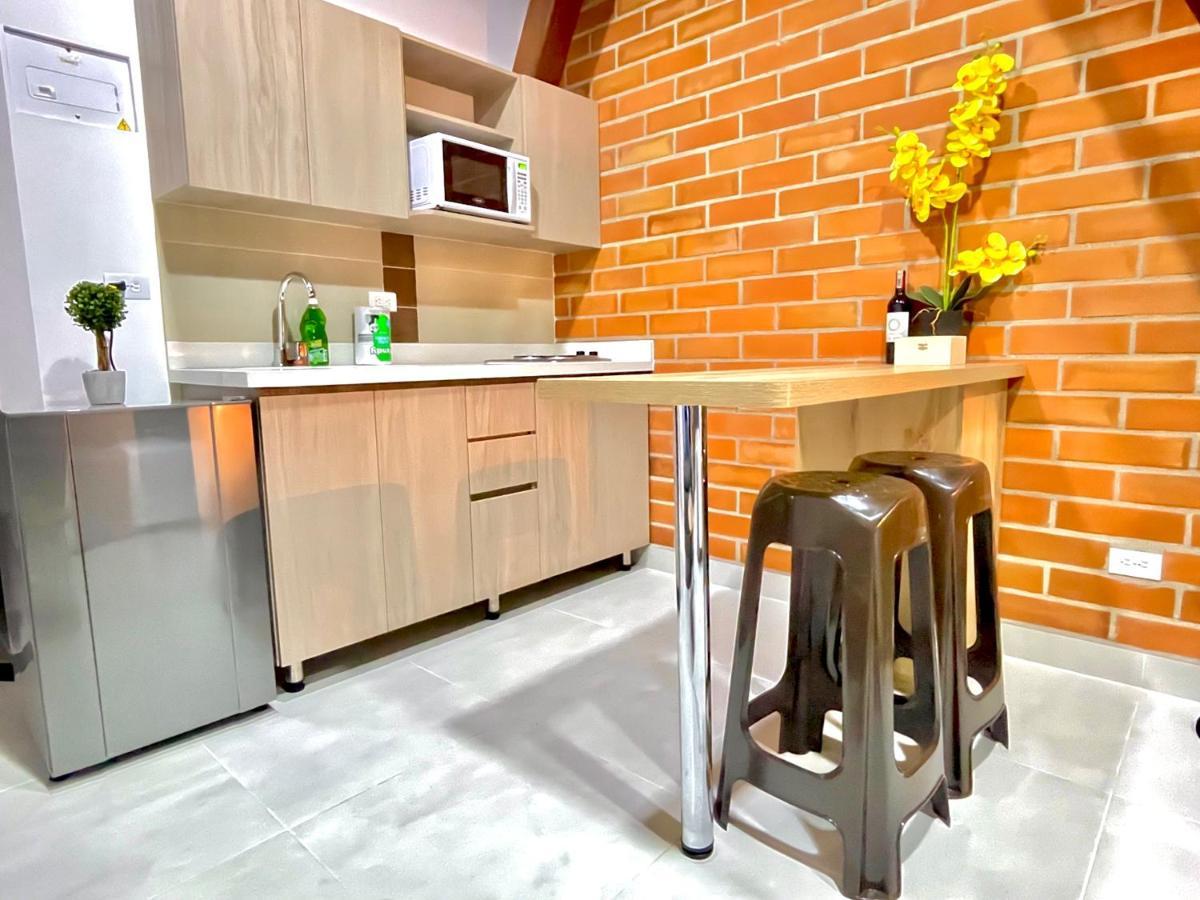 Apartamento En Laurels Medellín Exteriör bild