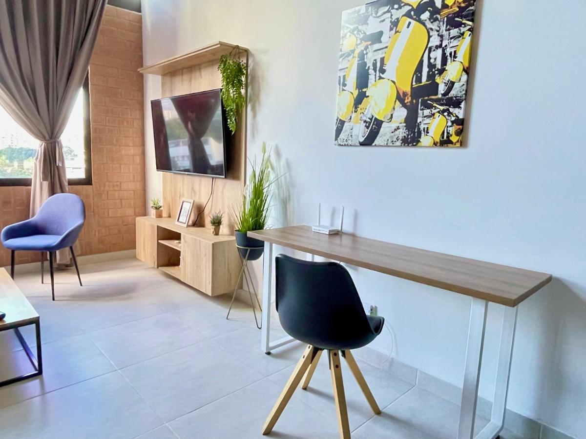 Apartamento En Laurels Medellín Exteriör bild