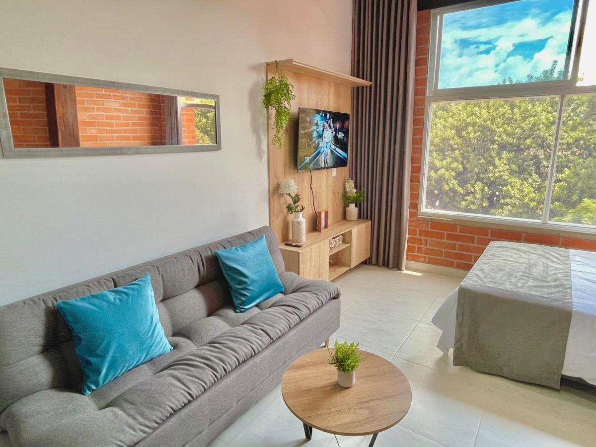 Apartamento En Laurels Medellín Exteriör bild