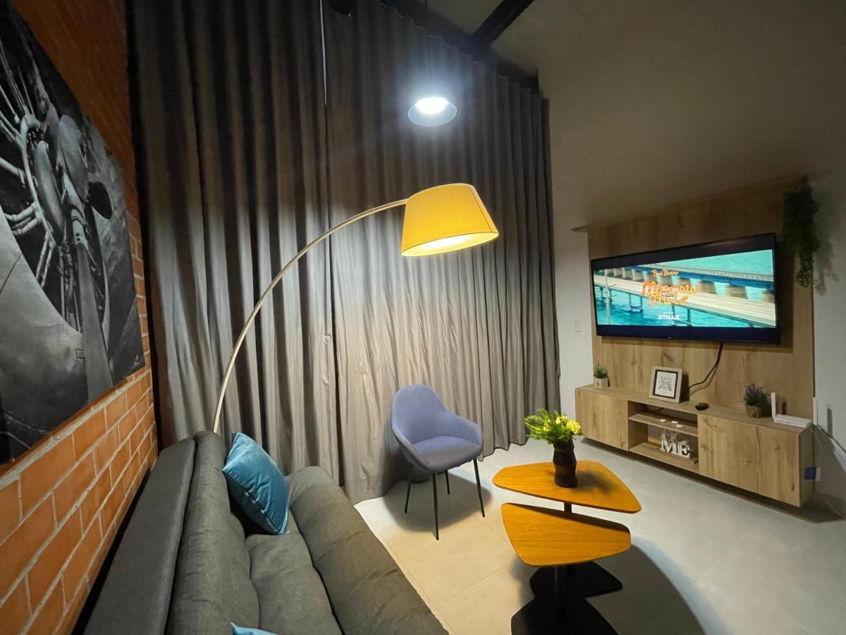 Apartamento En Laurels Medellín Exteriör bild