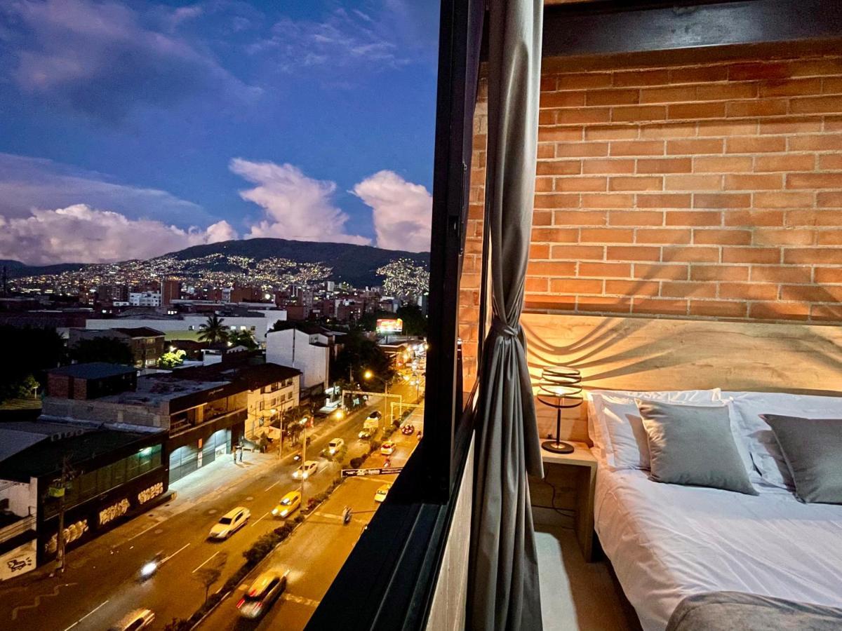 Apartamento En Laurels Medellín Exteriör bild